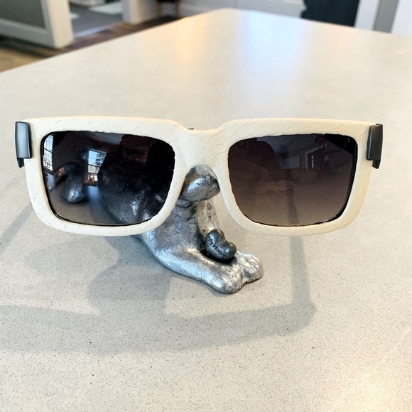 LINDA Farrow Luxe Leather Wrapped & Mat Black Sunglasses - Picture 1 of 11